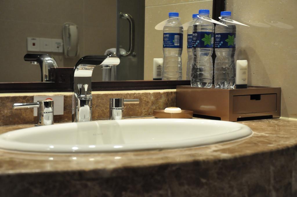 Vienna International Hotel Suzhou University Town Экстерьер фото